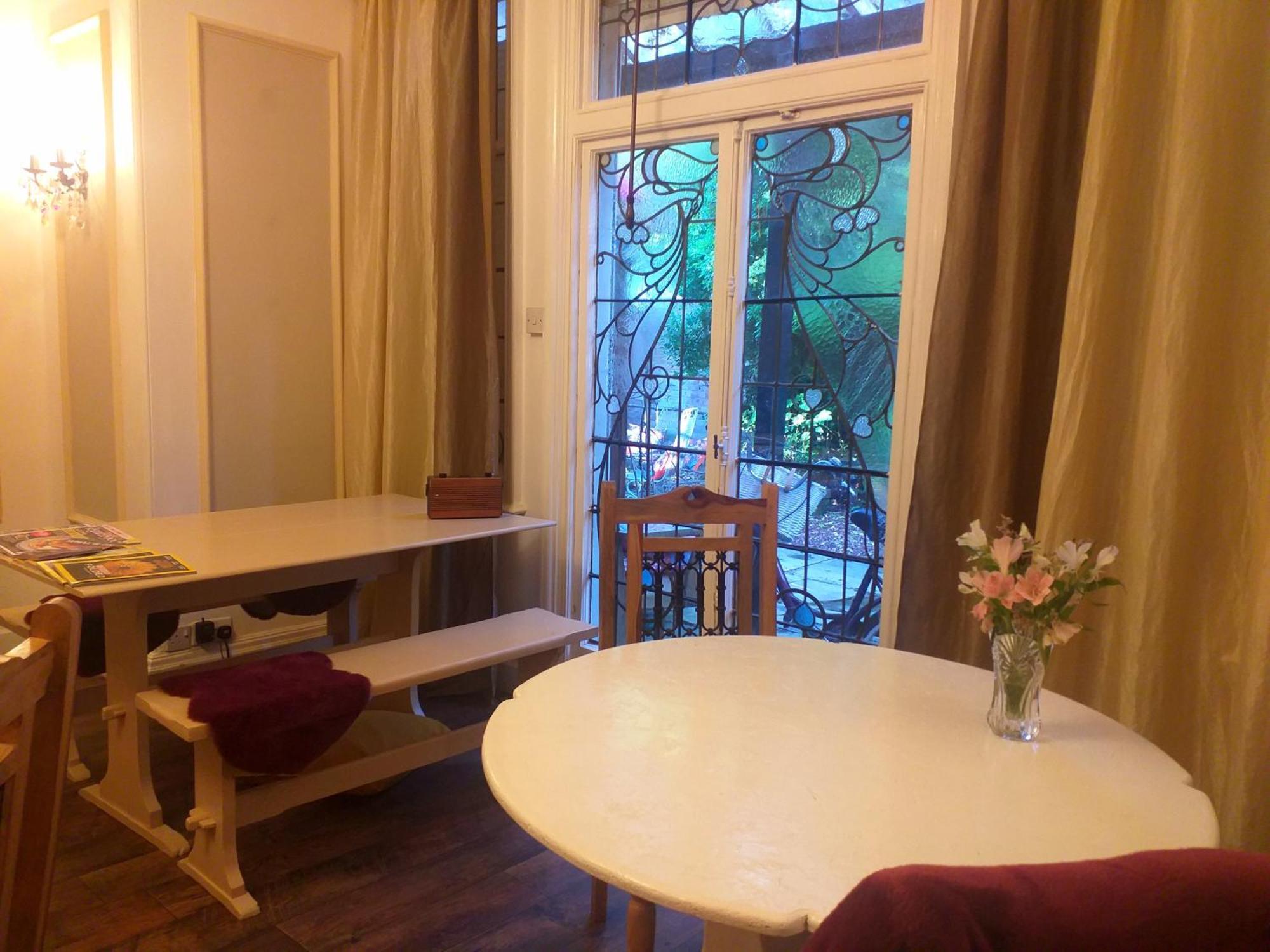 Jesmond House B&B Room 1 Кингстън ъпон Хъл Стая снимка